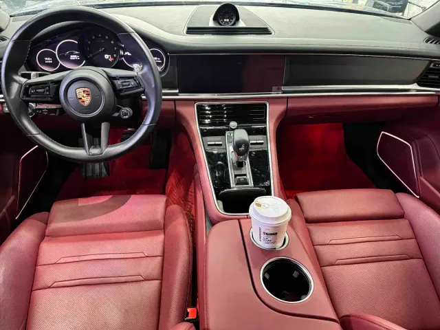 Porsche Panamera — Фото автомобиля 4