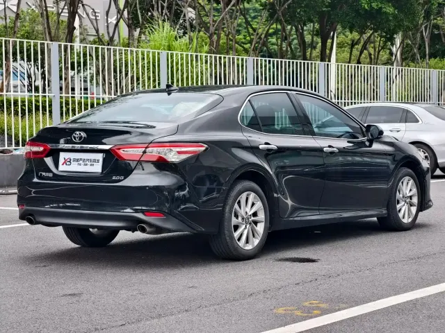 Toyota Camry 2021 2.0G Luxury Edition — Фото автомобиля 7