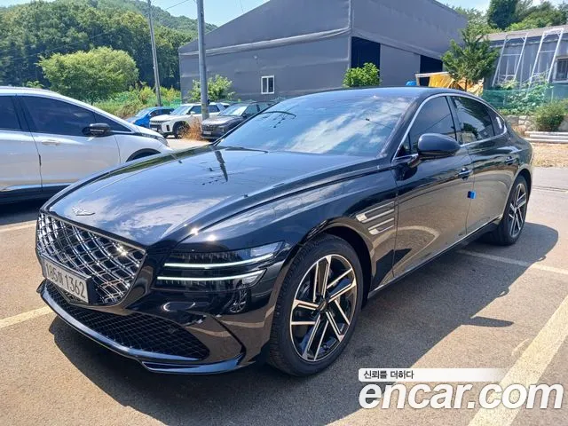 Genesis G80 Бензин 2.5 турбо 2WD — Фото автомобиля 2
