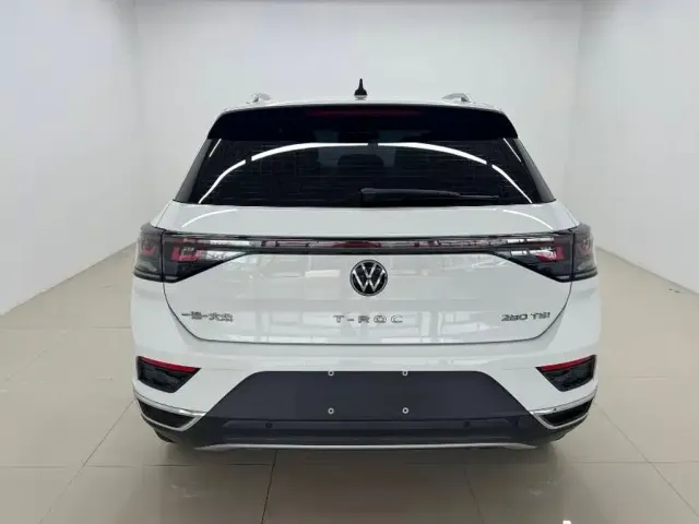 Volkswagen T-Roc — Фото автомобиля 5