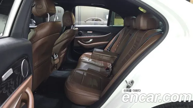 Mercedes-Benz E-Class W213 — Фото автомобиля 17