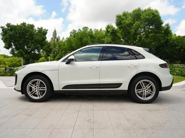 Porsche Macan — Фото автомобиля 3