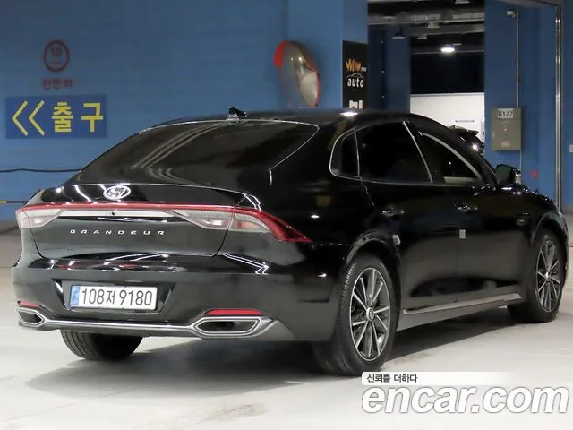 Hyundai Grandeur Grandeur (New) — Фото автомобиля 4