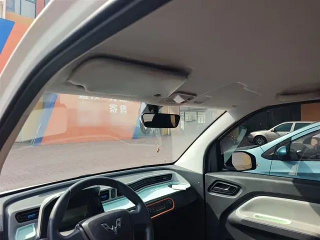 Wuling Hongguang Mini EV — Фото автомобиля 17