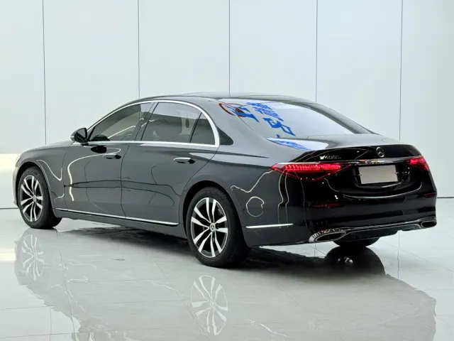 Mercedes-Benz S-Class — Фото автомобиля 16