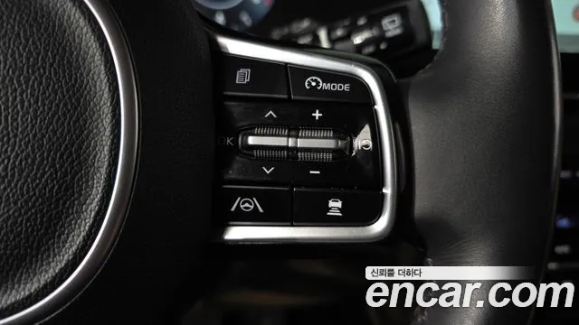 Kia Canival Carnival 4 поколение Дизель 9 мест Signature — Фото автомобиля 16