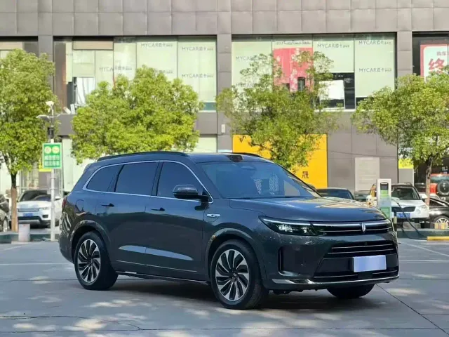 Aito M7 — Фото автомобиля 3