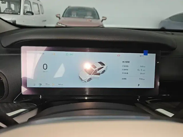 Geely Galaxy Stellar 6 — Фото автомобиля 11