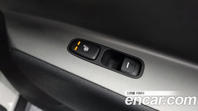 Kia Niro — Фото автомобиля 24