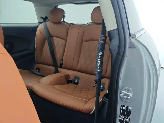 MINI Hatch — Фото автомобиля 13