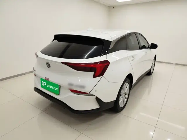 Buick Velite 6 — Фото автомобиля 6