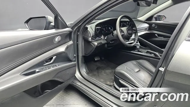 Hyundai Avante CN7 — Фото автомобиля 15
