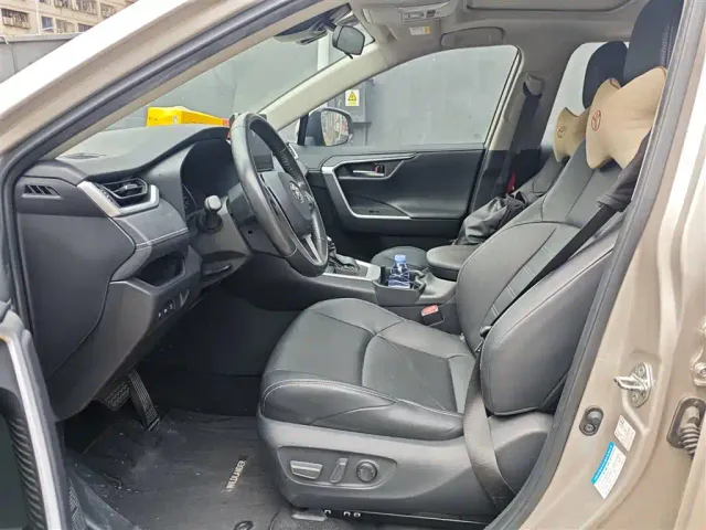 Toyota Wildlander — Фото автомобиля 4