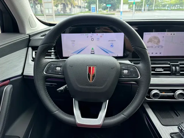 Hongqi HS5 — Фото автомобиля 18