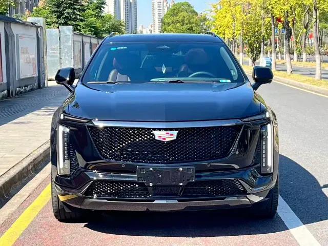 Cadillac XT5 — Фото автомобиля 2