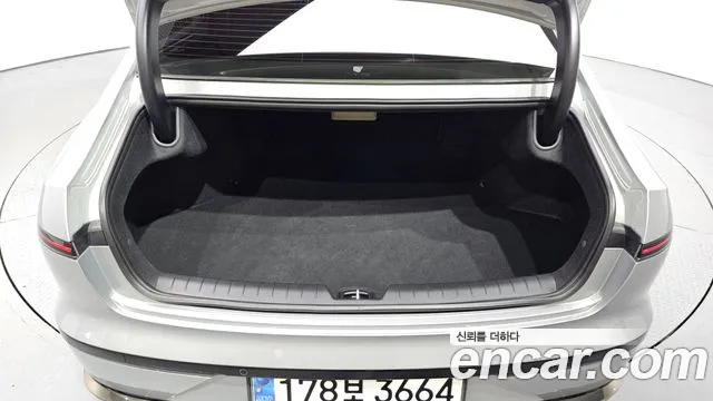 Hyundai Grandeur — Фото автомобиля 14