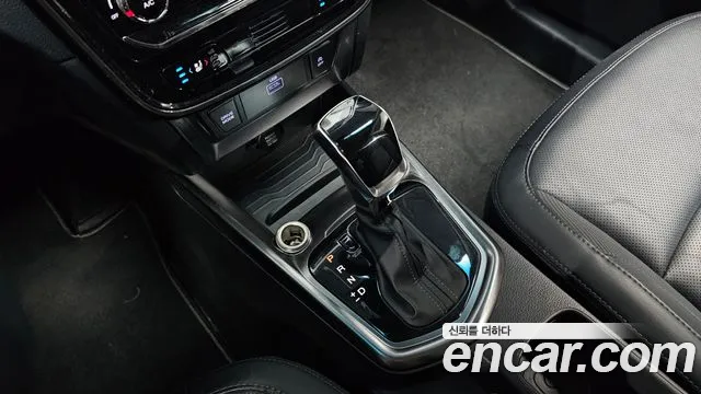 KGM Tivoli Very New — Фото автомобиля 12