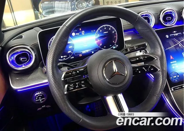 Mercedes-Benz C-Class — Фото автомобиля 12