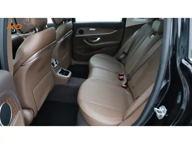 Mercedes-Benz E-Class — Фото автомобиля 7