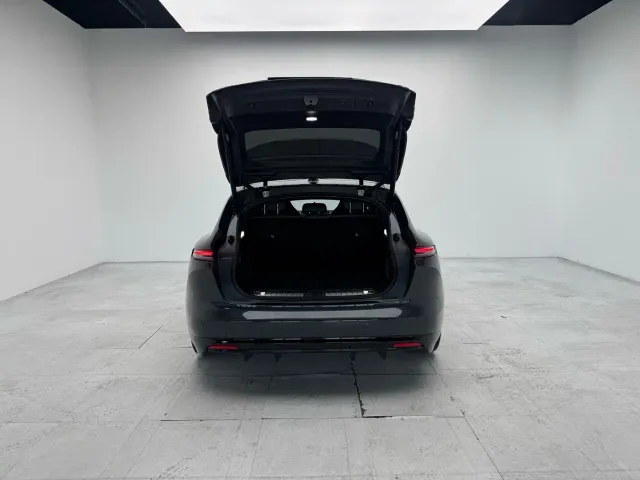 Nio ET5 Touring — Фото автомобиля 7