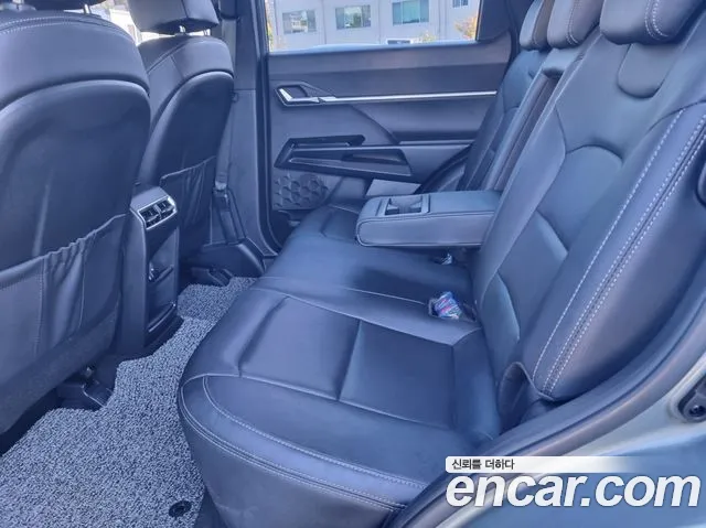 KGM Torres — Фото автомобиля 12