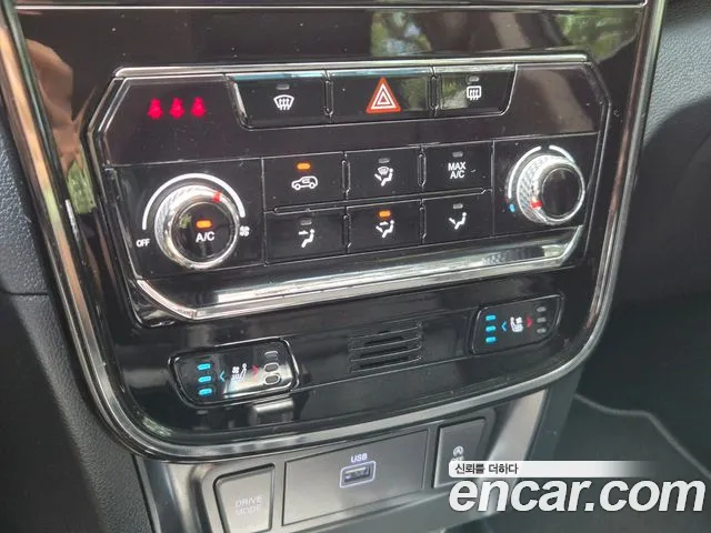 KG_Mobility_Ssangyong TIBOLI Very New Tivoli Бензин 1.5 2WD — Фото автомобиля 16