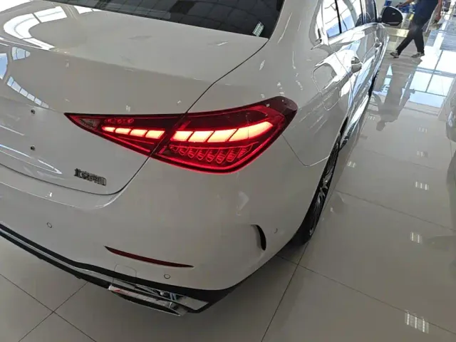 Mercedes-Benz C-Class — Фото автомобиля 7