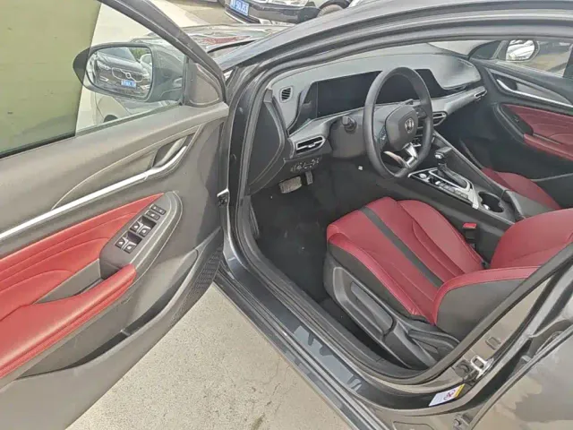 Changan Eado — Фото автомобиля 15