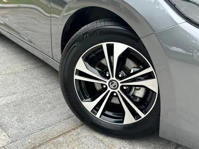 Nissan Sylphy — Фото автомобиля 4