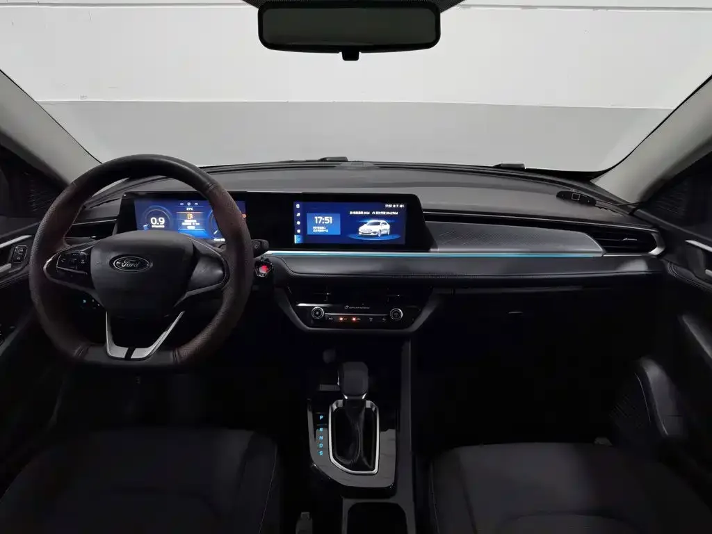 Ford Ford Escort 2021 1.5L Automatic Gold Edition — Фото автомобиля 5