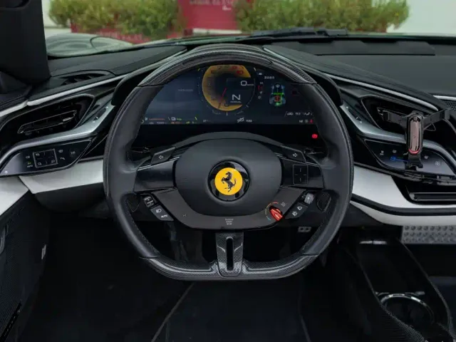 Ferrari SF90 — Фото автомобиля 10