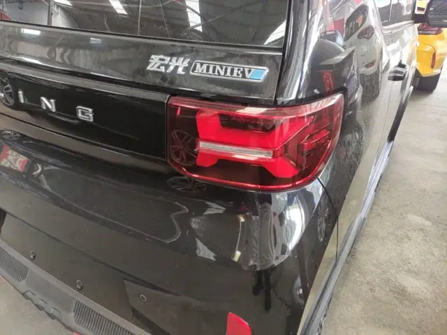 Wuling Hongguang Mini EV — Фото автомобиля 7