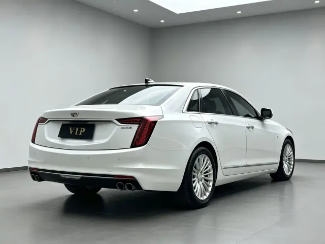 Cadillac CT6 — Фото автомобиля 9
