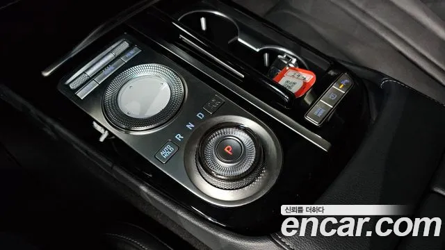 Genesis G80 RG3 — Фото автомобиля 12