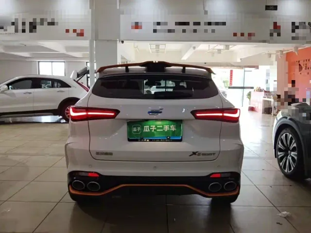 Changan Oushang X5 — Фото автомобиля 5