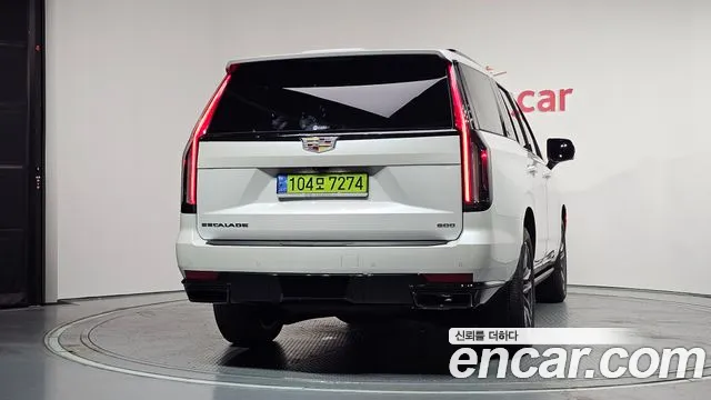 Cadillac Escalade Escalade 5 поколение — Фото автомобиля 4