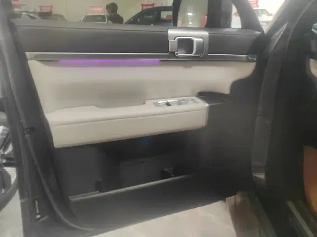 BYD FangChengBao Titanium 7 — Фото автомобиля 7