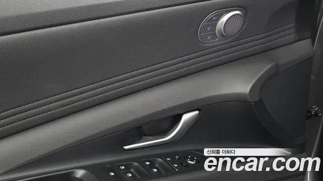 Hyundai Avante CN7 — Фото автомобиля 30
