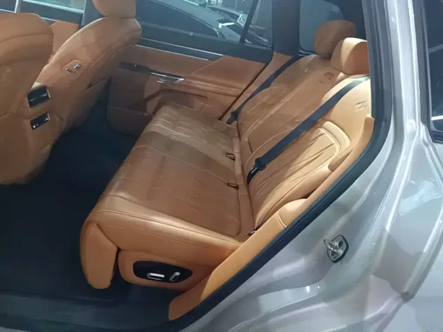 Dongfeng eπ 008 — Фото автомобиля 12