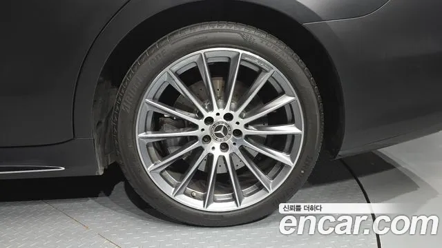 Mercedes-Benz S-Class S-класс W223 — Фото автомобиля 17