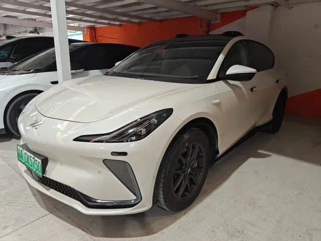 Фотография автомобиля — IM Motors IM LS7