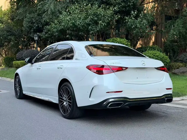 Mercedes-Benz C-Class — Фото автомобиля 4