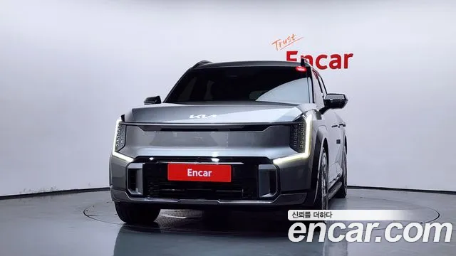 Kia EV9 — Фото автомобиля 3