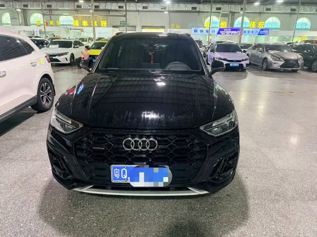 Audi Q5L — Фото автомобиля 4