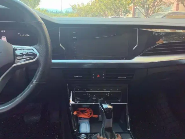 Volkswagen Passat — Фото автомобиля 13