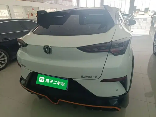Changan UNI-T — Фото автомобиля 5