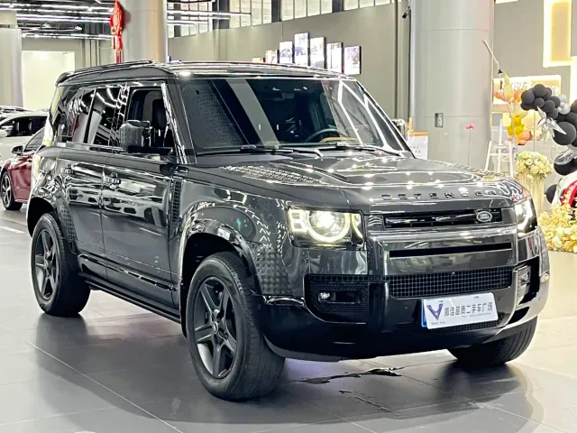 Land Rover Defender — Фото автомобиля 3