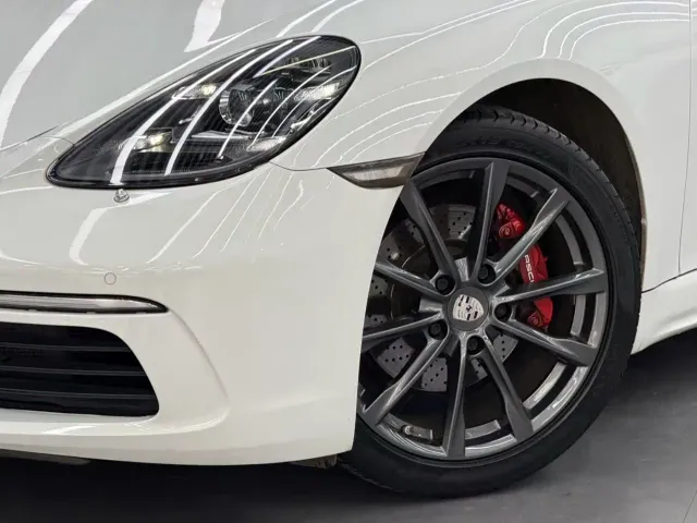 Porsche 718 — Фото автомобиля 4