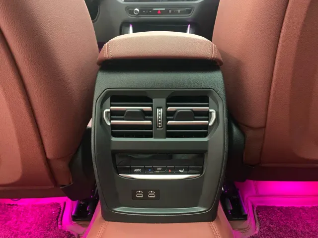 BMW 3 Series — Фото автомобиля 15
