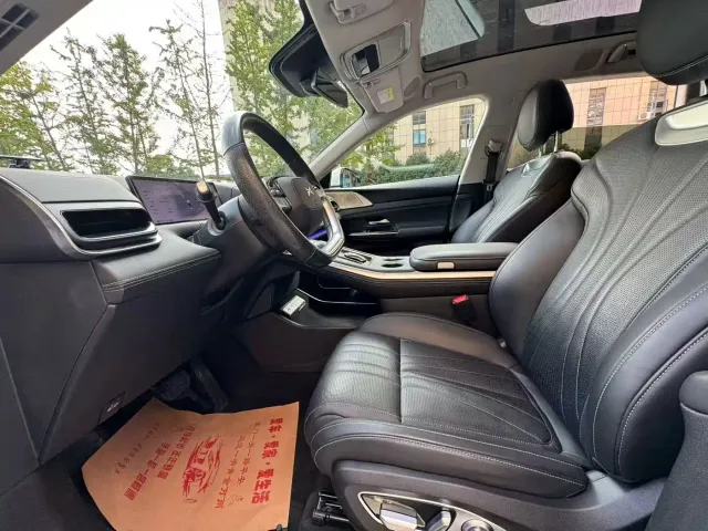 Xpeng G9 — Фото автомобиля 4